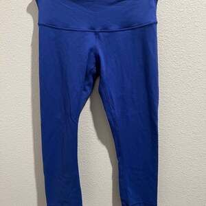 Lululemon Wunder Train Crop Leggings in Regatta Blue Size 6
